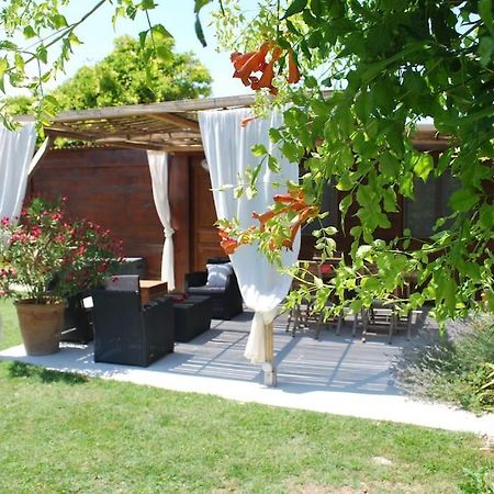 Le Cabanon Tendance Du Luberon Mérindol Εξωτερικό φωτογραφία