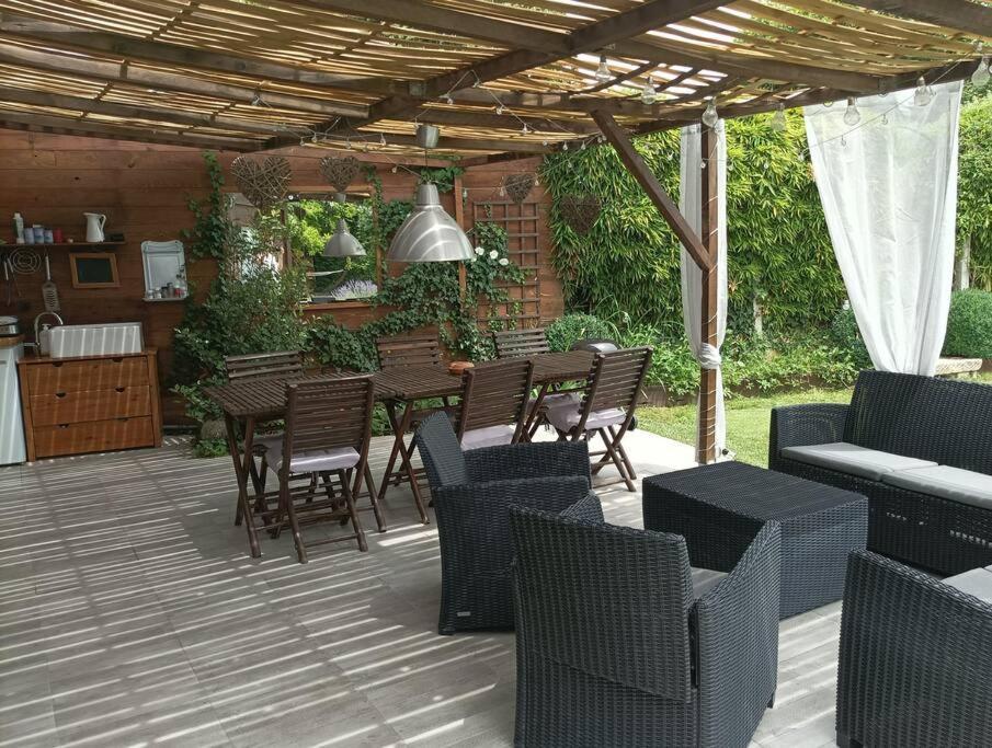 Le Cabanon Tendance Du Luberon Mérindol Εξωτερικό φωτογραφία