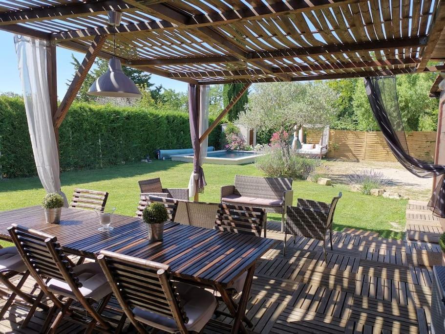 Le Cabanon Tendance Du Luberon Mérindol Εξωτερικό φωτογραφία