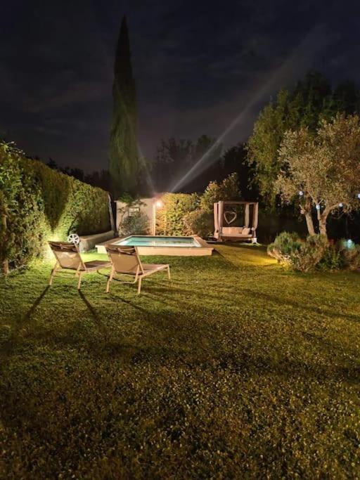 Le Cabanon Tendance Du Luberon Mérindol Εξωτερικό φωτογραφία